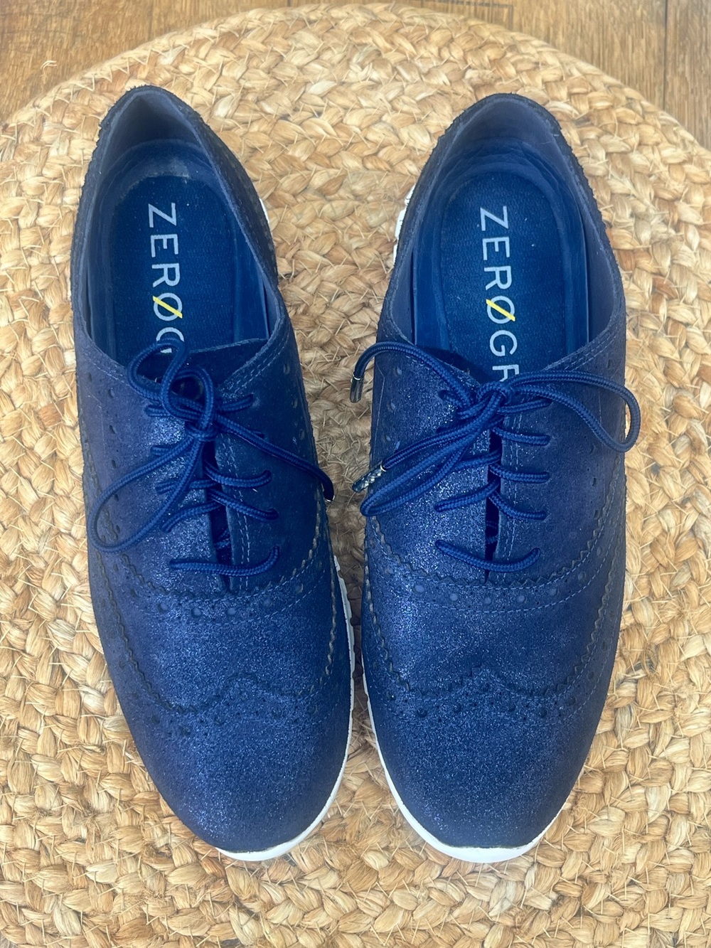 Cole Haan women's zero grand Oxford wingtip navy sparkle leather sneaker. Size 6